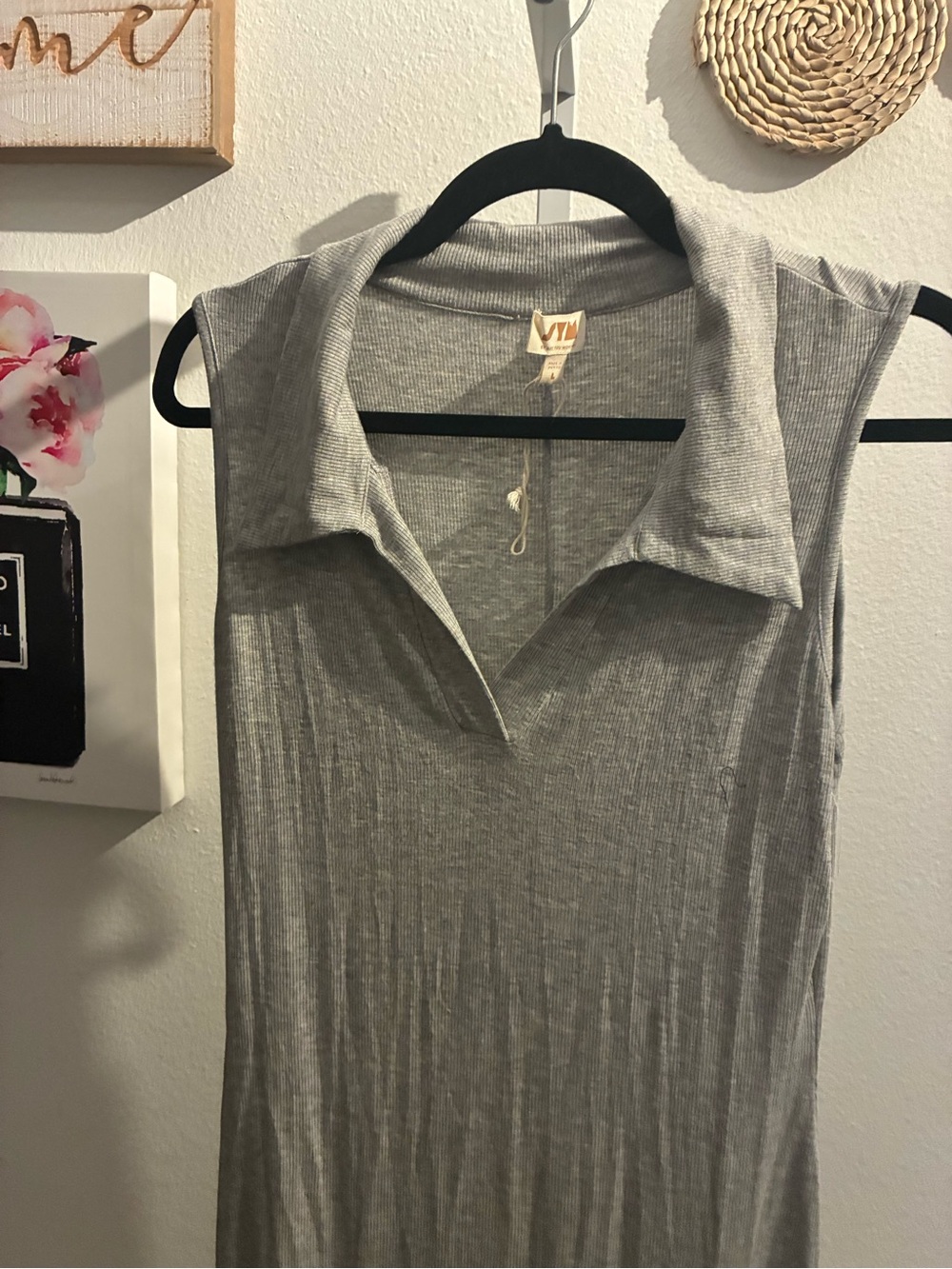 Sleeveless Gray Collared Maxi Dress - Picture 3 of 6